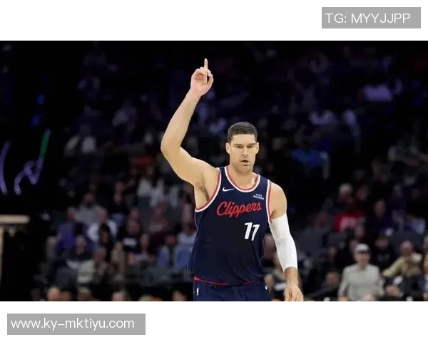 科林斯谈首发角色不在意只看重球队整体表现与贡献